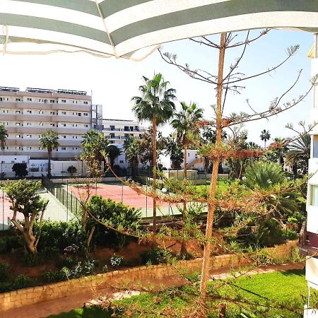 Centrally Located Apartment Close To The Ocean. Arona  Exterior photo